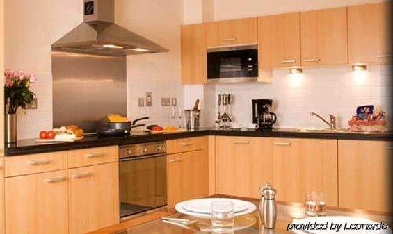 Marlin Apartments London Bridge - Empire Square Phòng bức ảnh